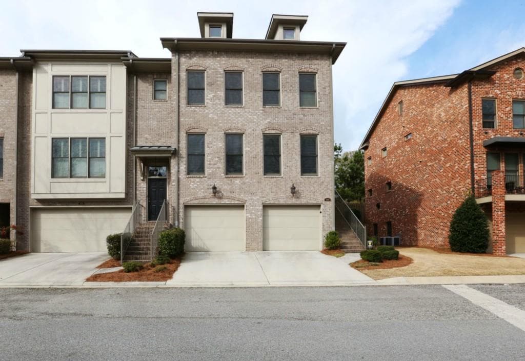 3380 Chestnut Woods Circle, Doraville, GA 30340 — most recent listing photo