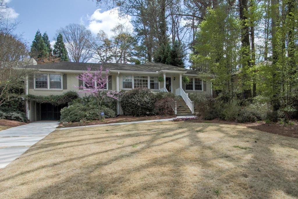 1260 Amanda Circle, Decatur, GA 30033 — most recent listing photo