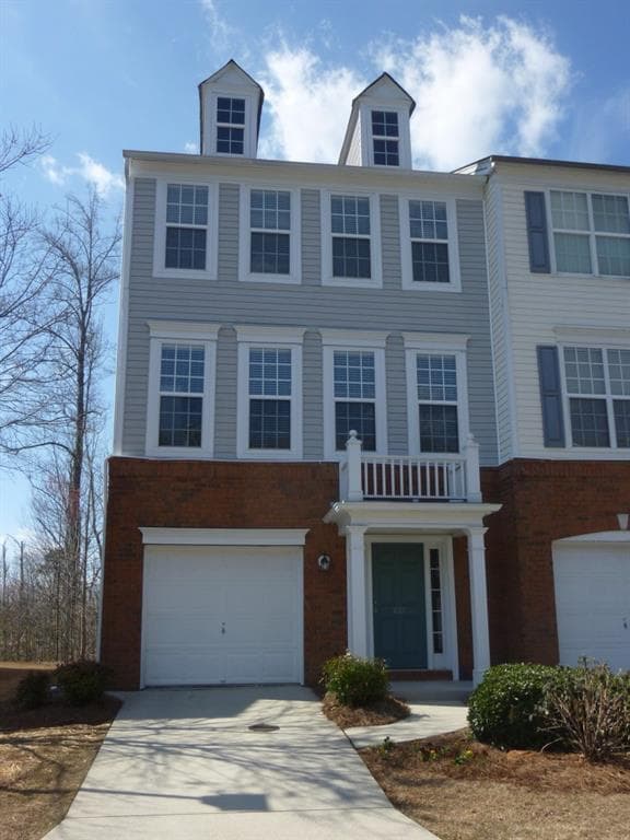4 bedroom townhouse sold at 1007 Whittington Way, Alpharetta, GA 30004