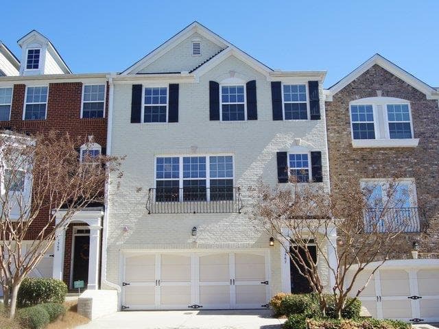 1567 Oakdale Bluffs Drive, Mableton, GA 30126 — most recent listing photo