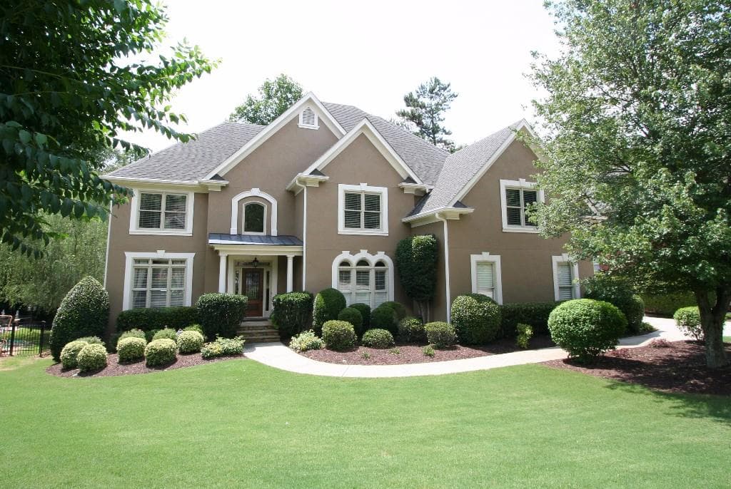 6 bedroom single family residence sold at 10420 High Falls Circle, Johns Creek, GA 30022