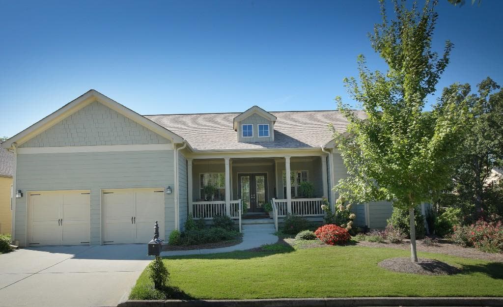 4 bedroom, 5,062 sq ft single family residence sold at 563 Laurel Canyon Parkway, Canton, GA 30114