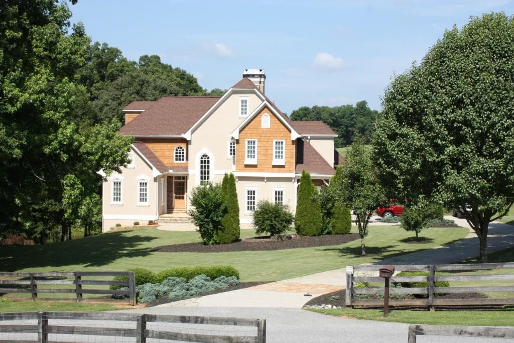 6704 Mountain Lake Lane, Cumming, GA 30028 — most recent listing photo