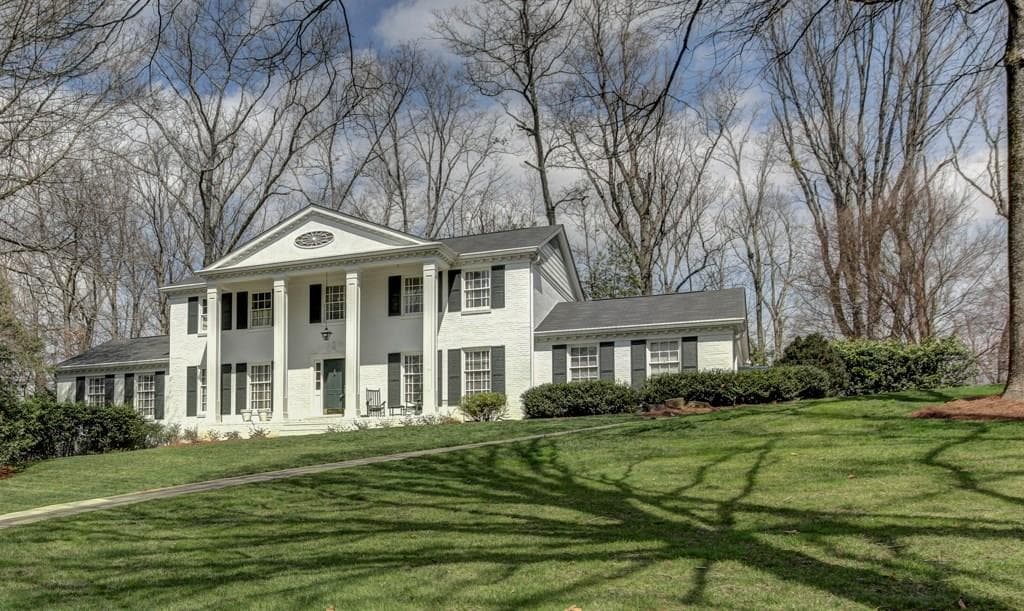 695 Fair Oaks Manor, Sandy Springs, GA 30327 — most recent listing photo