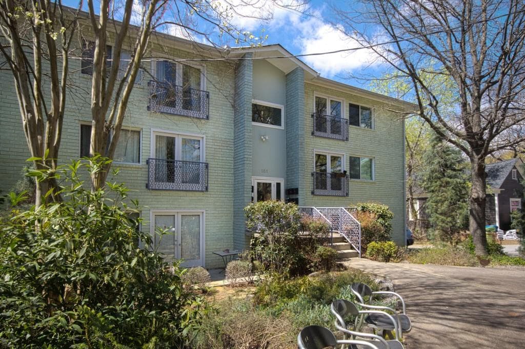 2 bedroom, 680 sq ft condominium sold at 181 Powell Street 7, Atlanta, GA 30316