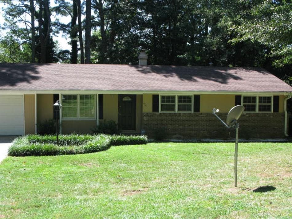 425 Shannon Way, Lawrenceville, GA 30044 — most recent listing photo
