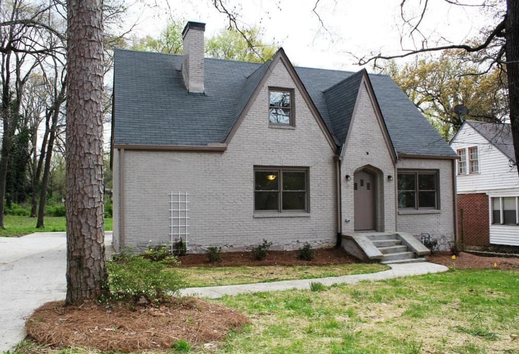 3 bedroom single family residence sold at 2801 Memorial Drive, Atlanta, GA 30317