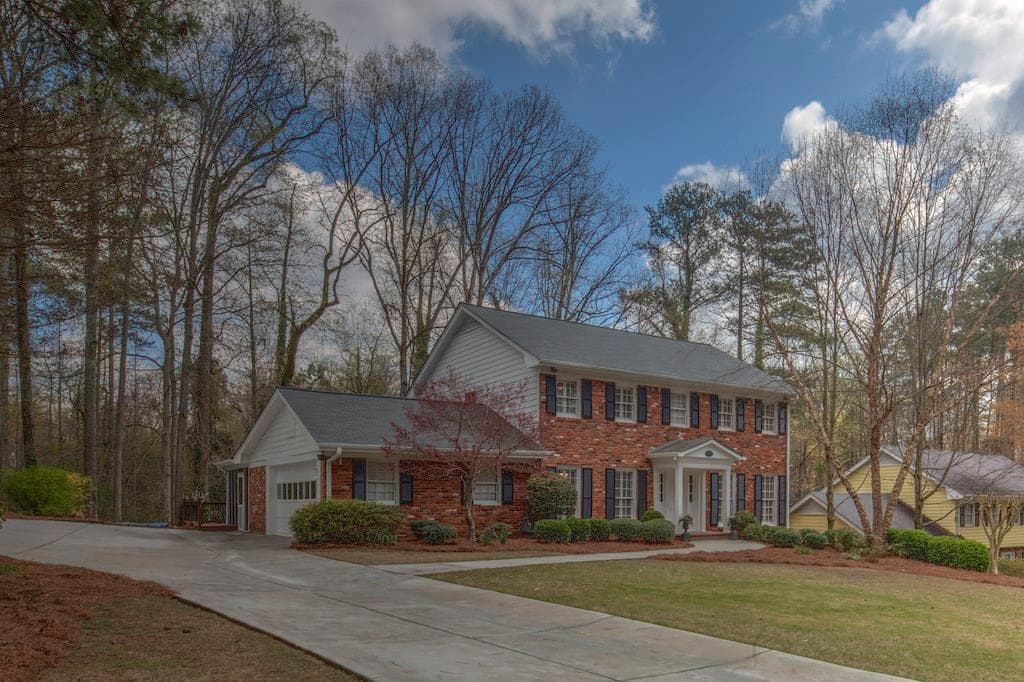 4653 Kings Down Road, Dunwoody, GA 30338 — most recent listing photo