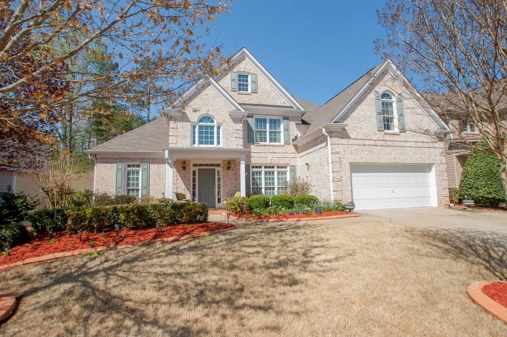 5 bedroom, 2,801 sq ft single family residence sold at 840 FREEDOM Way, Cumming, GA 30040