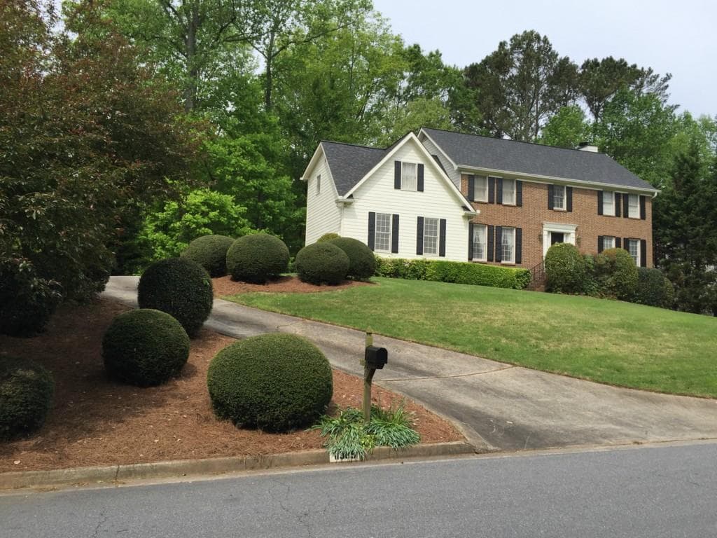 11985 N Hickory Trace, Alpharetta, GA 30004 — most recent listing photo