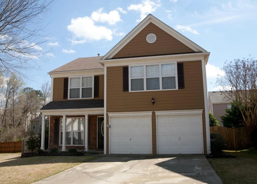2023 Maple Ridge Drive, Acworth, GA 30101 — most recent listing photo