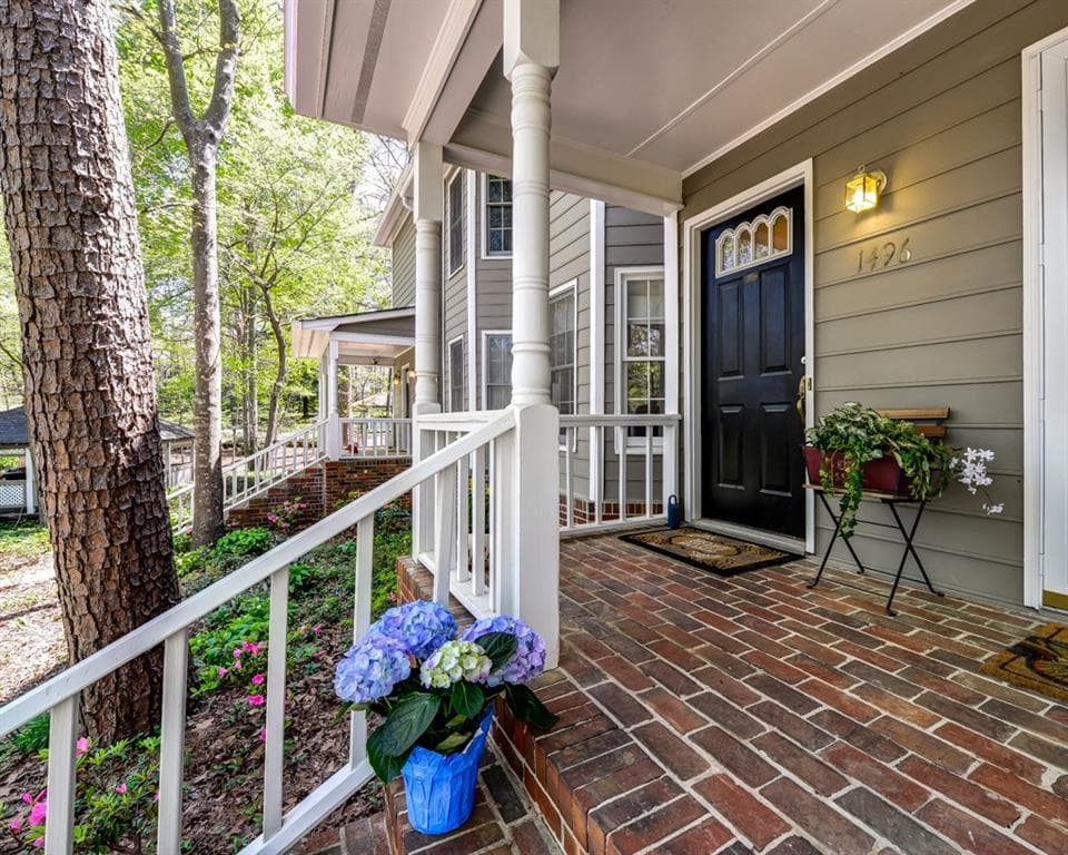1496 OAKRIDGE Circle 1496, Decatur, GA 30033 — most recent listing photo