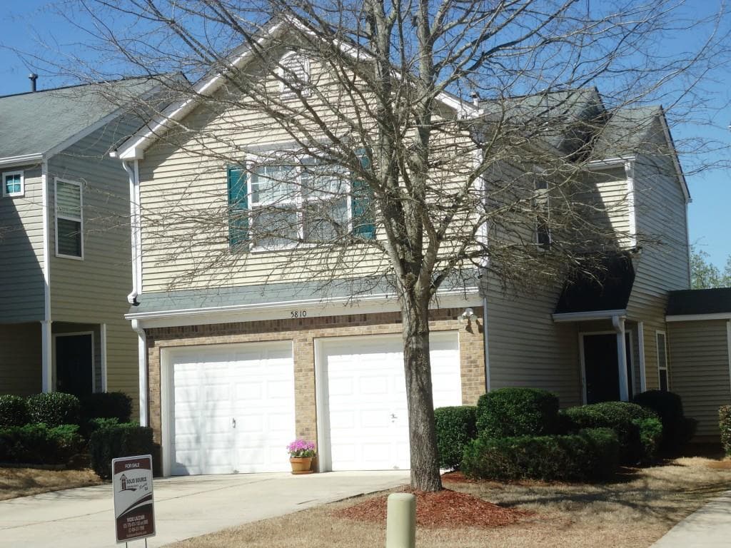 3 bedroom, 1,404 sq ft single family residence sold at 5810 Ridge Stone Way, Cumming, GA 30041