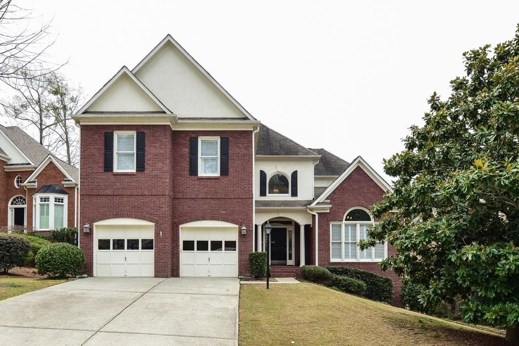 1457 Devonash Lane, Dunwoody, GA 30338 — most recent listing photo
