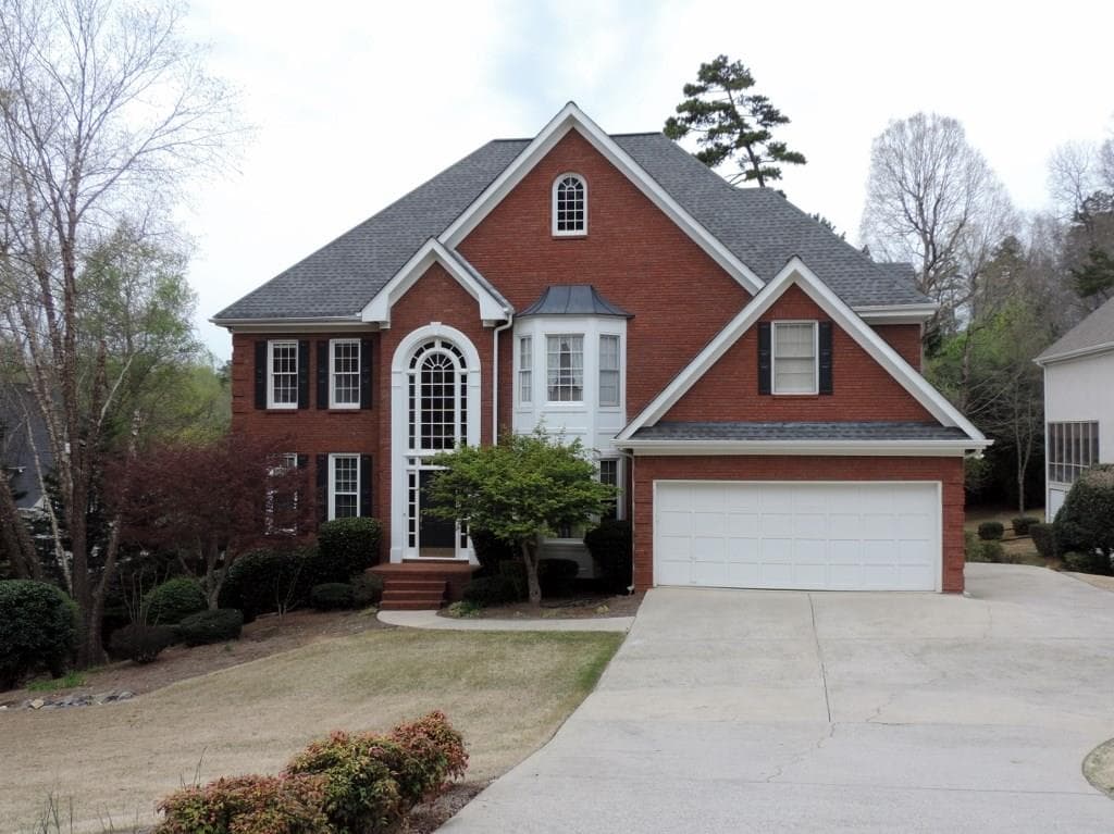 5025 Hampshire Court, Suwanee, GA 30024 — most recent listing photo