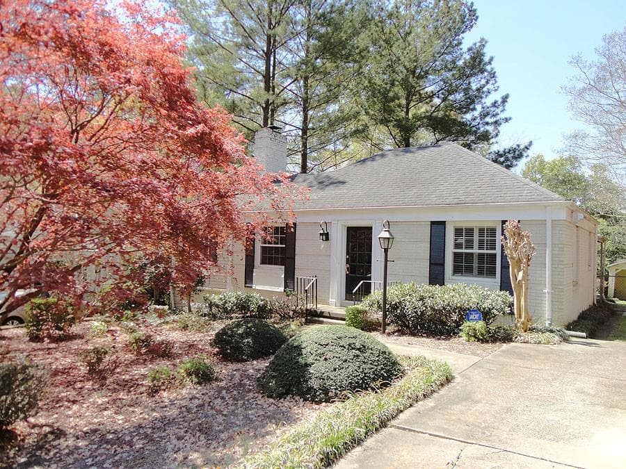 3 bedroom, 1,362 sq ft single family residence sold at 573 Pelham Road, Atlanta, GA 30324