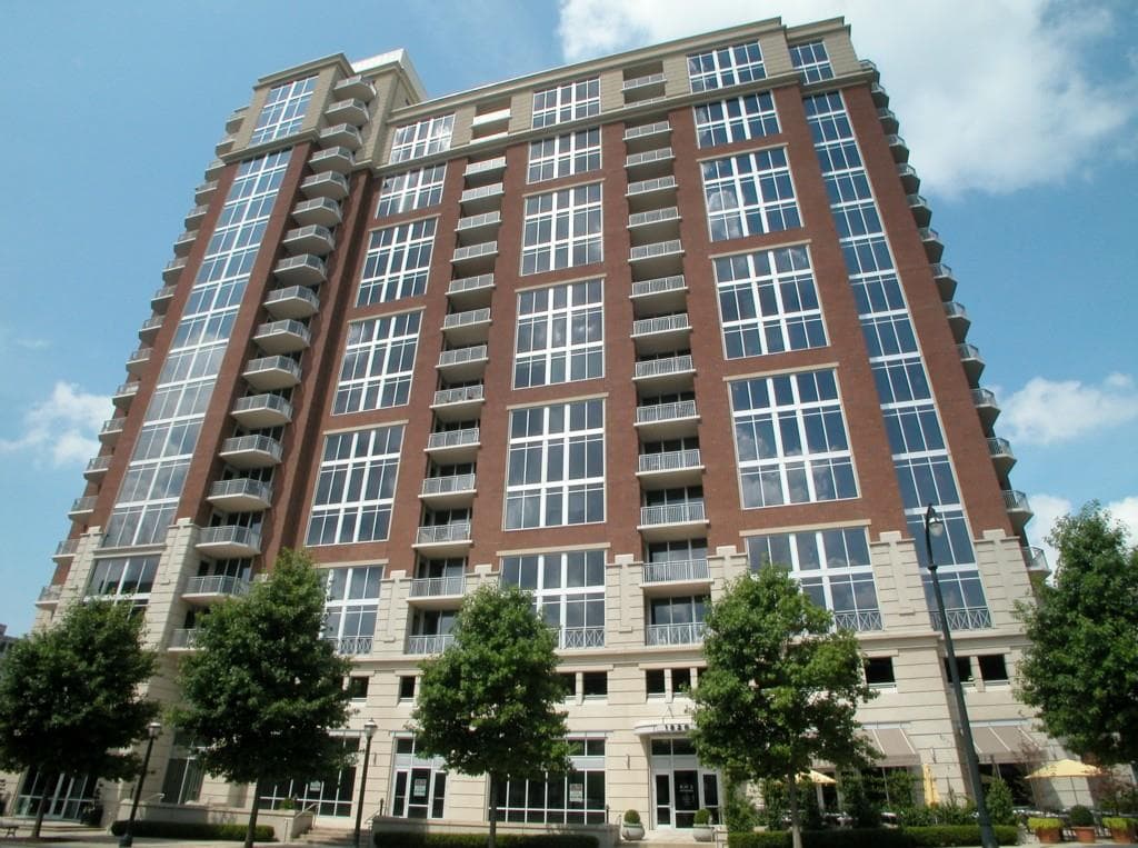 2 bedroom, 1,710 sq ft condominium sold at 1820 Peachtree Street 1911, Atlanta, GA 30309