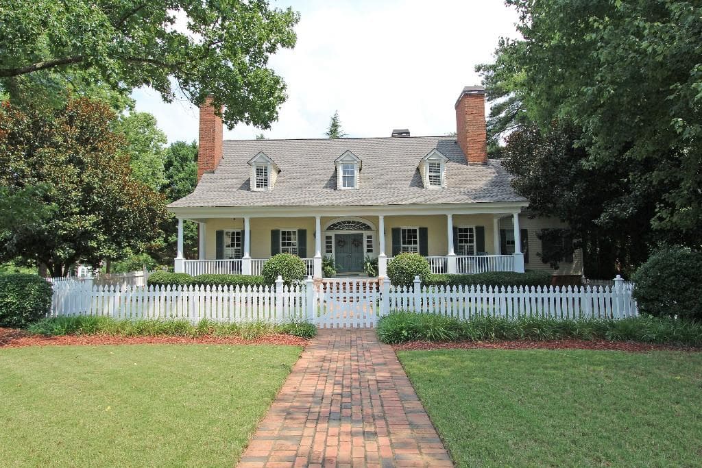 4710 Eastbourne Drive, Roswell, GA 30075 — most recent listing photo
