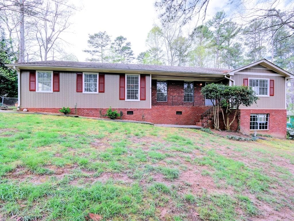 220 E Valley Drive, Marietta, GA 30068 — most recent listing photo