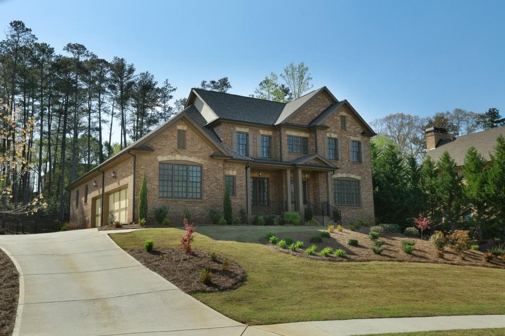 4 bedroom, 4,737 sq ft single family residence sold at 120 Dove Court, Roswell, GA 30075