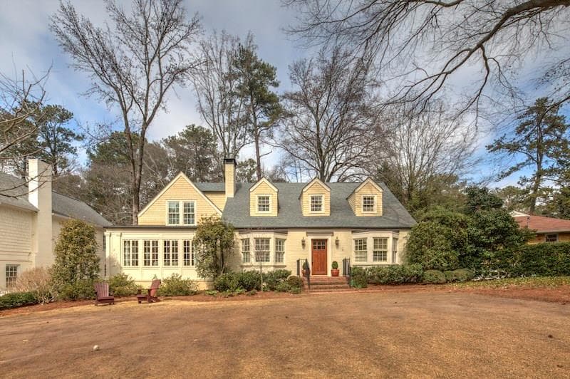 4 bedroom single family residence sold at 851 Beaverbrook Drive, Atlanta, GA 30318