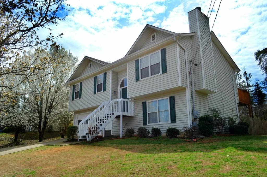 7250 Tascosa Drive, Flowery Branch, GA 30542 — most recent listing photo