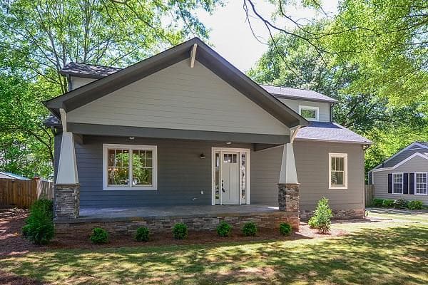 2715 Craigie Avenue, Decatur, GA 30030 — most recent listing photo