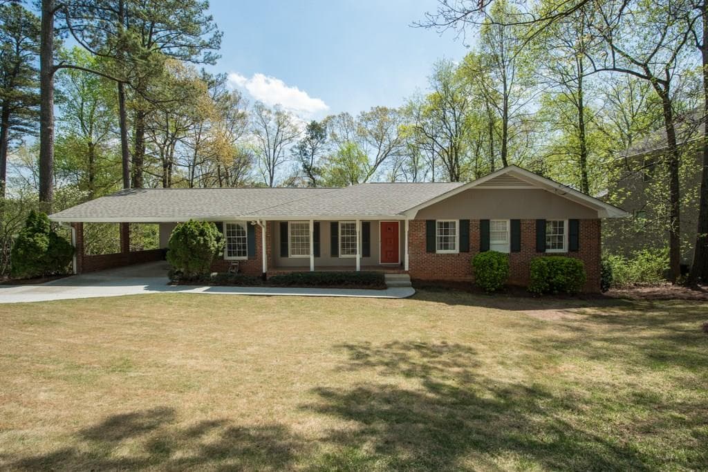 4 bedroom, 2,936 sq ft single family residence sold at 4199 Ashwoody Trail, Atlanta, GA 30319