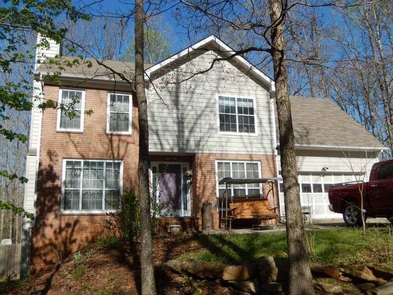 4 bedroom, 2,280 sq ft single family residence sold at 211 Spring Ridge Court, Dawsonville, GA 30534