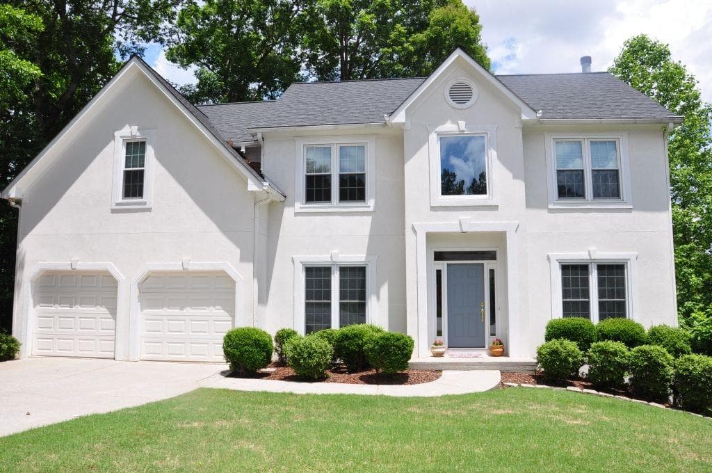 4 bedroom, 2,920 sq ft single family residence sold at 11585 Windbrooke Way, Johns Creek, GA 30005