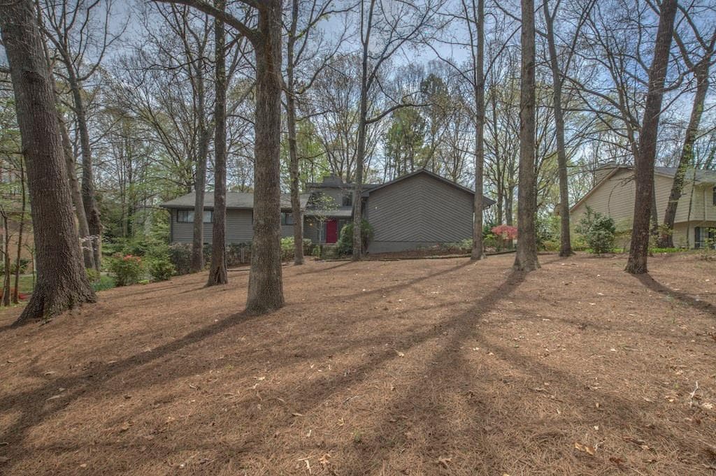 325 Elbe Drive, Alpharetta, GA 30022 — most recent listing photo