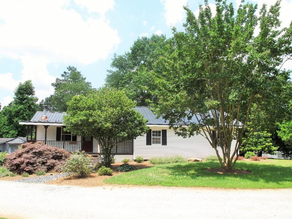 226 Avery Road, Canton, GA 30115 — most recent listing photo