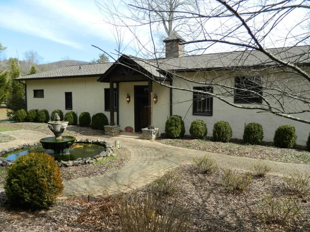 1700 John Crowe Road, Cleveland, GA 30528 — most recent listing photo