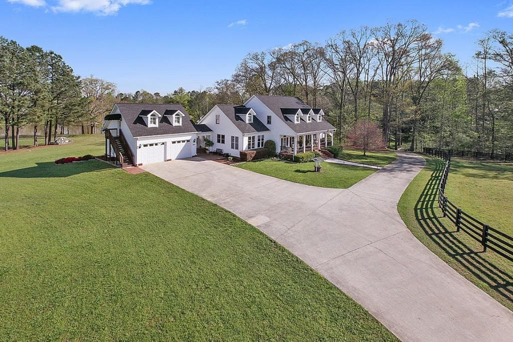 2775 Smokey Road, Newnan, GA 30263 — most recent listing photo