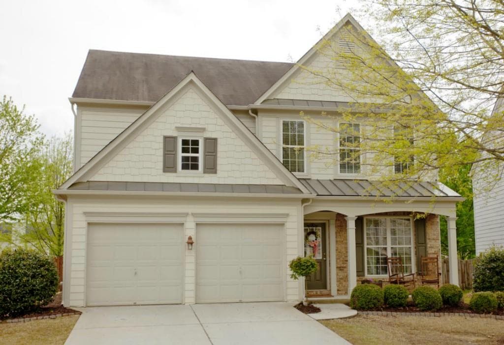 3 bedroom, 2,004 sq ft single family residence sold at 3775 BRANCH BLUFF Lane, Cumming, GA 30040