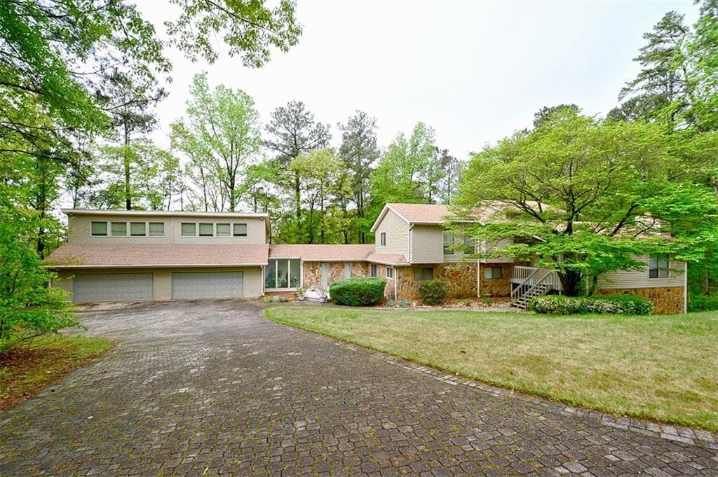 6163 Lakeshore Drive, Mableton, GA 30126 — most recent listing photo