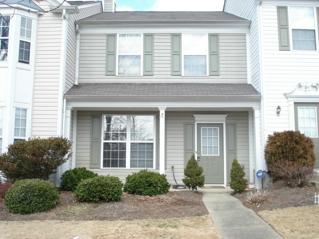 2 bedroom townhouse sold at 2721 Ashleigh Lane, Alpharetta, GA 30004