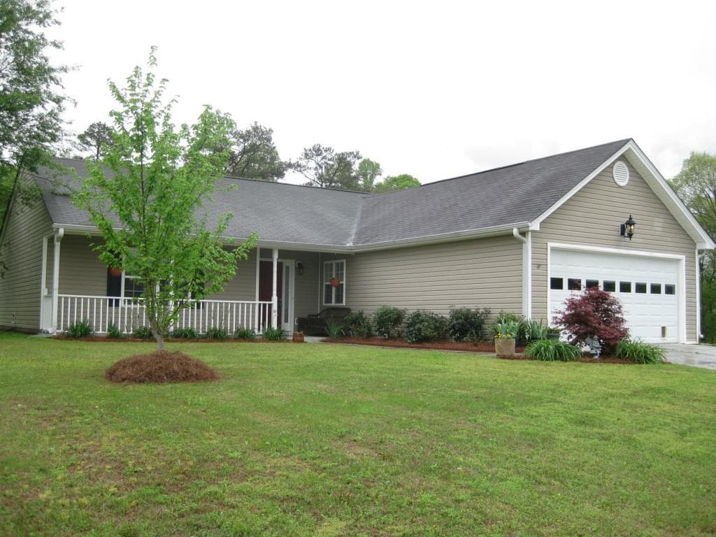3 bedroom, 1,360 sq ft single family residence sold at 1003 Rolling Ridge Lane, Auburn, GA 30011