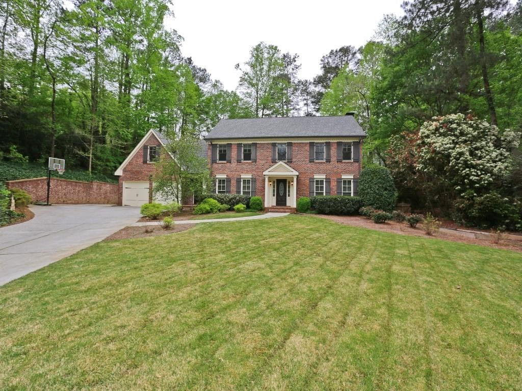 940 Ivy Falls Drive, Sandy Springs, GA 30328 — most recent listing photo