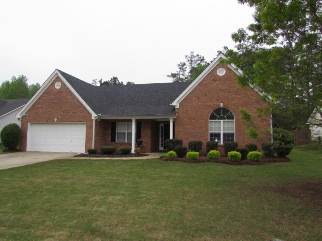 5362 Valley Forest Way, Flowery Branch, GA 30542 — most recent listing photo
