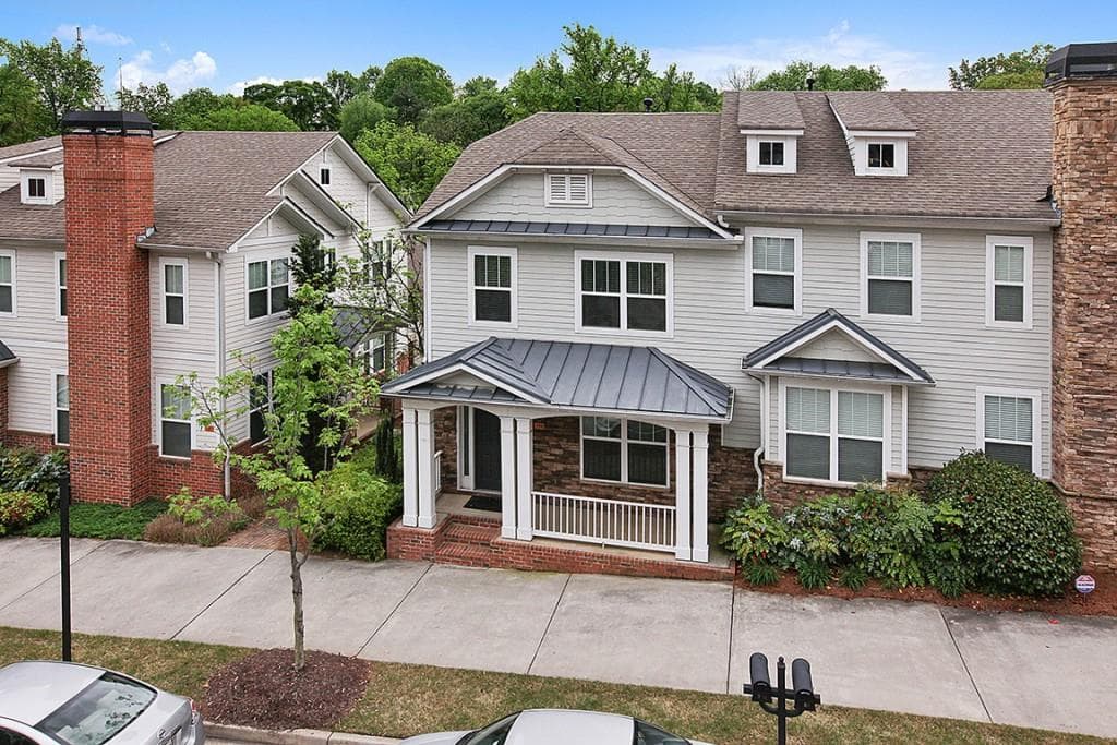2 bedroom, 1,702 sq ft townhouse sold at 234 16th Street 11, Atlanta, GA 30363