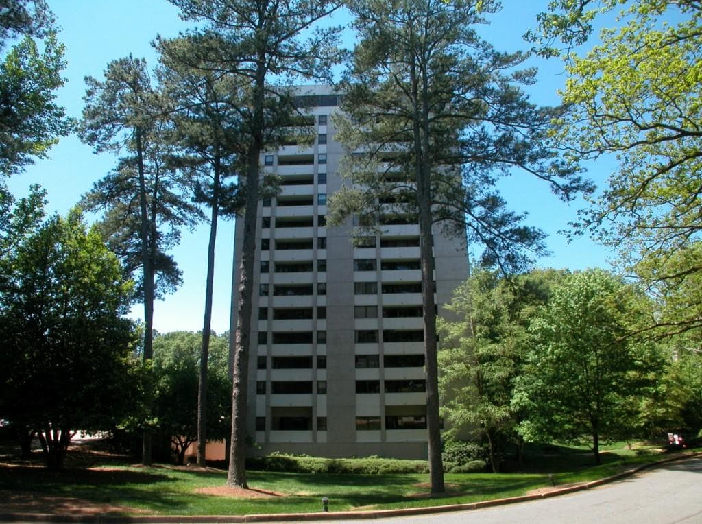 2 bedroom, 1,808 sq ft condominium sold at 3530 Piedmont Road 7E, Atlanta, GA 30305