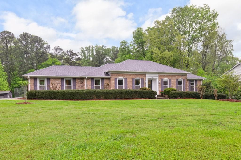 5 bedroom, 3,272 sq ft single family residence sold at 3345 Hallmark Drive, Marietta, GA 30067
