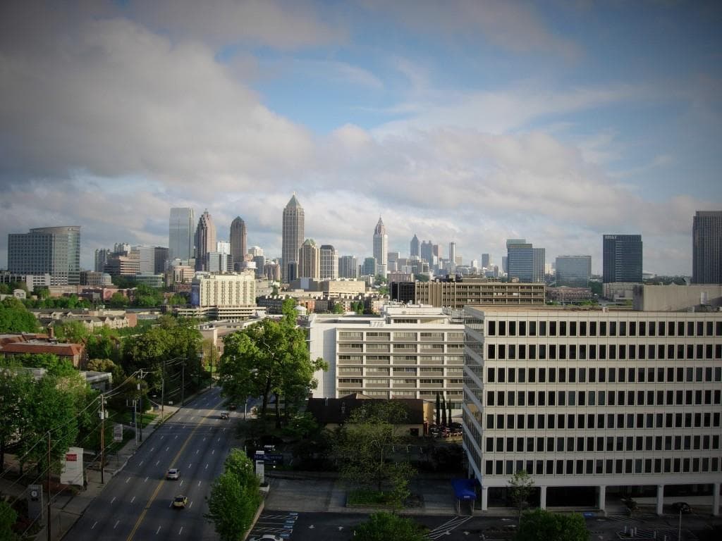 3 bedroom, 2,527 sq ft condominium sold at 1820 Peachtree Street 1001, Atlanta, GA 30309
