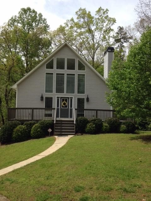 3 bedroom, 1,655 sq ft single family residence sold at 5238 Forest Cove Road, Gainesville, GA 30506