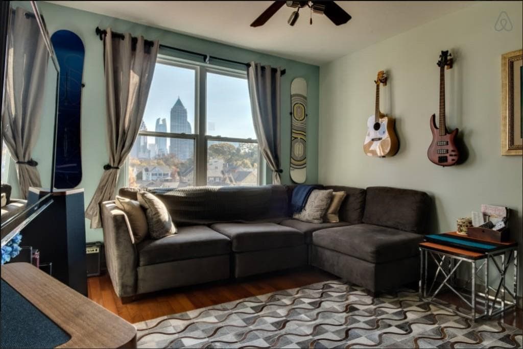 3 bedroom, 1,596 sq ft condominium sold at 390 17th Street 4065, Atlanta, GA 30363