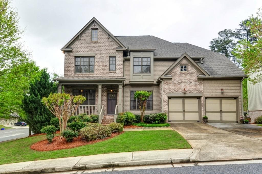 5 bedroom, 3,595 sq ft single family residence sold at 2868 Green Cove Way, Smyrna, GA 30080