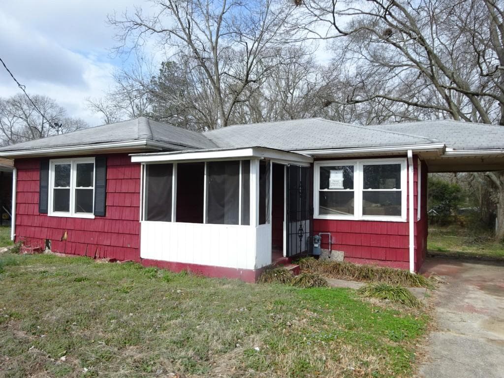 3 bedroom, 1,282 sq ft single family residence sold at 2153 Settle Circle, Atlanta, GA 30316