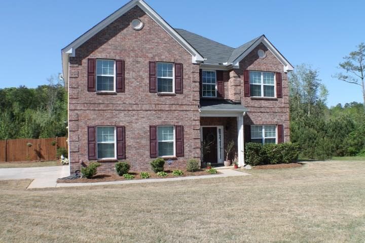 4 bedroom single family residence sold at 810 Riley Estates Drive, Lithia Springs, GA 30122