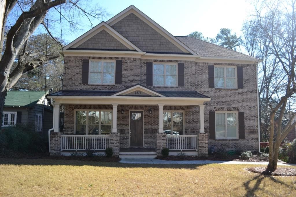 5 bedroom, 3,396 sq ft single family residence sold at 2871 Elliott Circle, Atlanta, GA 30305